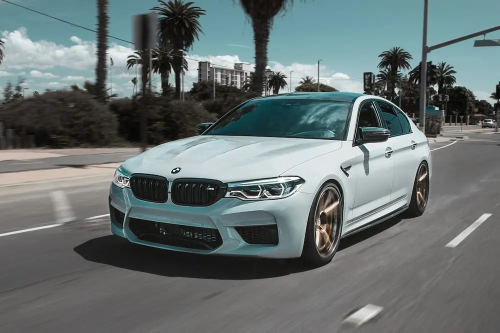 BMW premium en Allemagne — prix neuf 15 à 35 % inférieur à la France