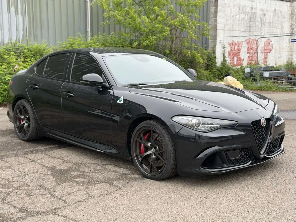 Alfa Romeo Giulia Quadrifoglio 2022 d'occasion, 28 000 km, origine Belgique