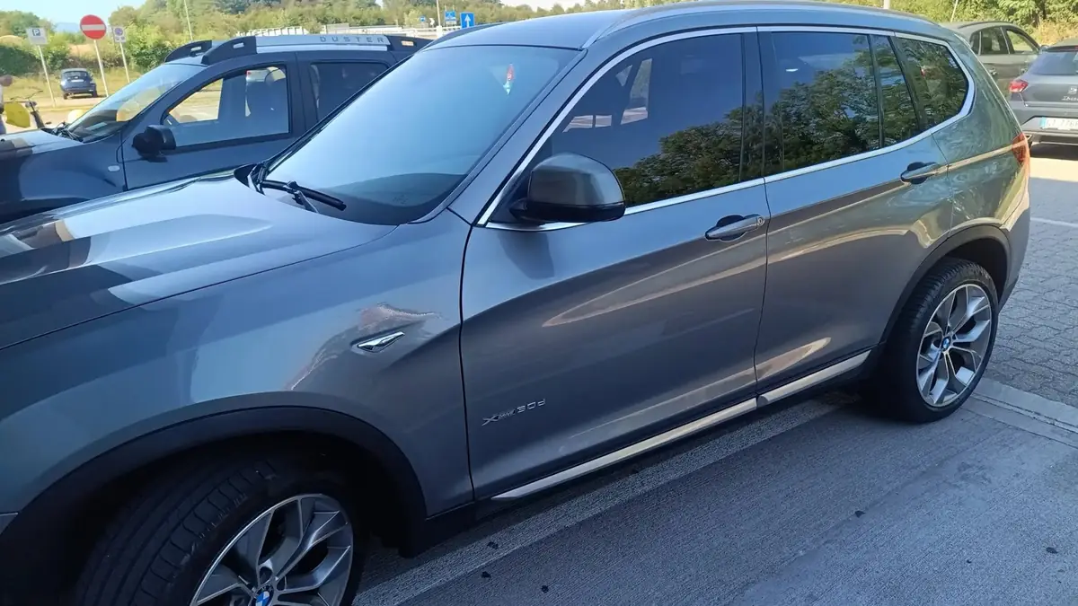 BMW X3 30d xLine 2015 d'occasion, 85 000 km, origine Italie