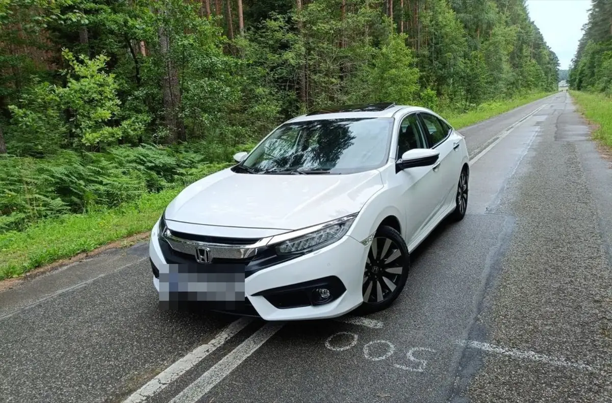 Honda Civic 1.5 Prestige berline 2018 d'occasion, 73 000 km, origine Pologne