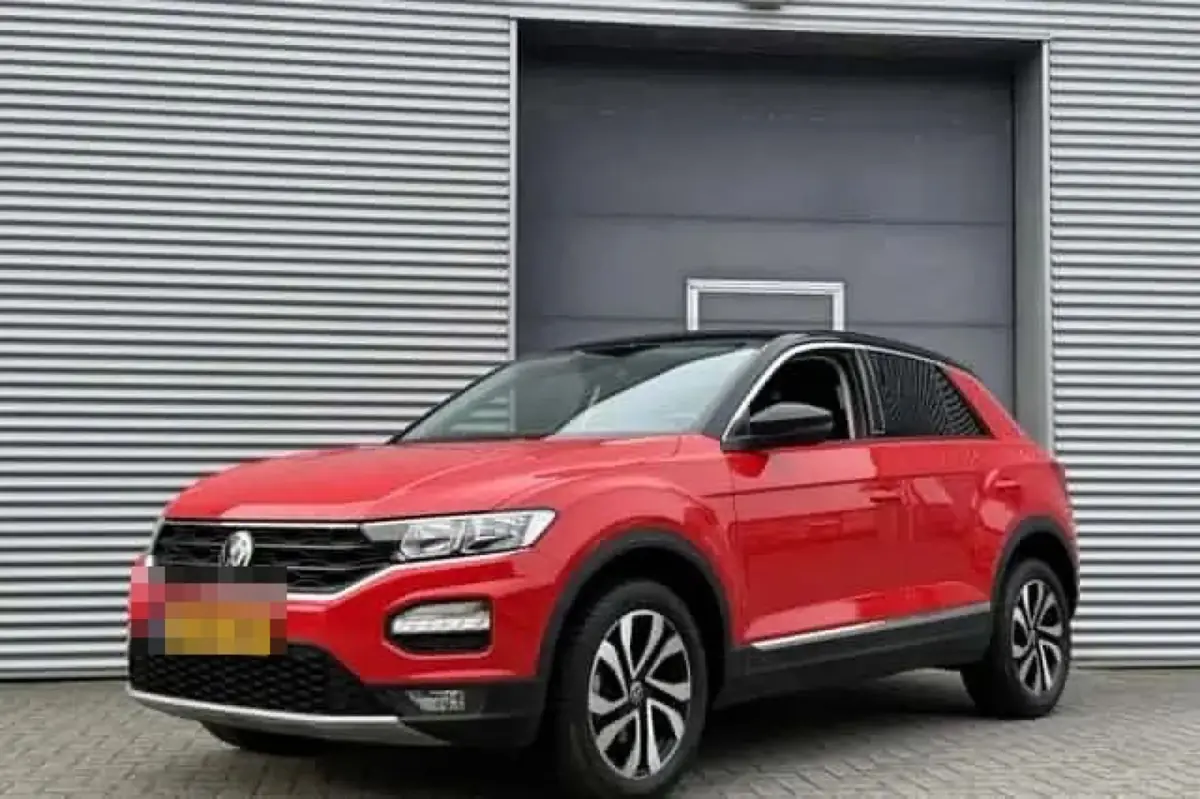 Volkswagen T-Roc 1.5 TSI 150 Active 2021 d'occasion, 20 113 km, origine Pays-Bas