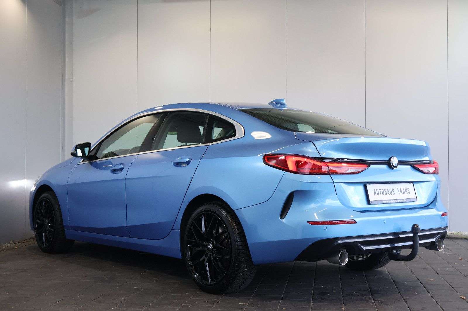 BMW 218d Gran Coupé Sport Line — photo 6