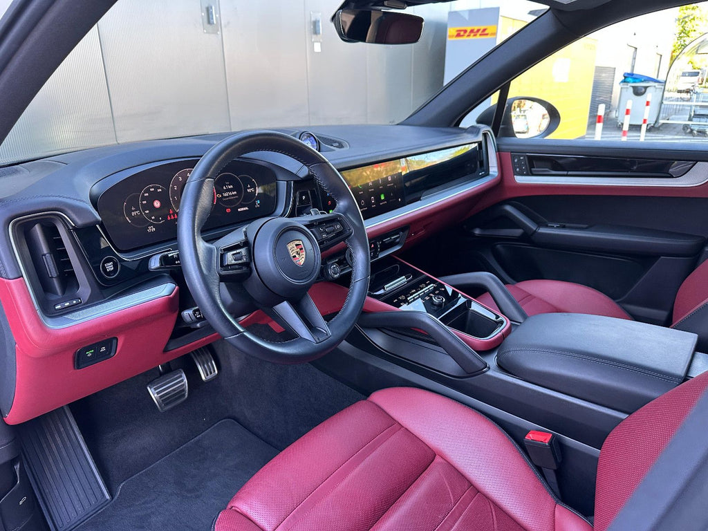 Porsche Cayenne S V8 — sièges avant