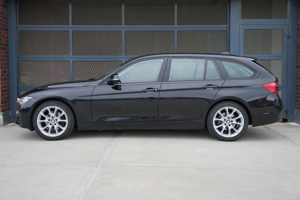 BMW 320d — toit panoramique