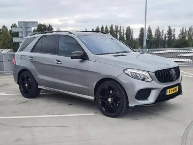 Mercedes-Benz GLE 350 d 4MATIC AMG — Airmatic récemment remplacée