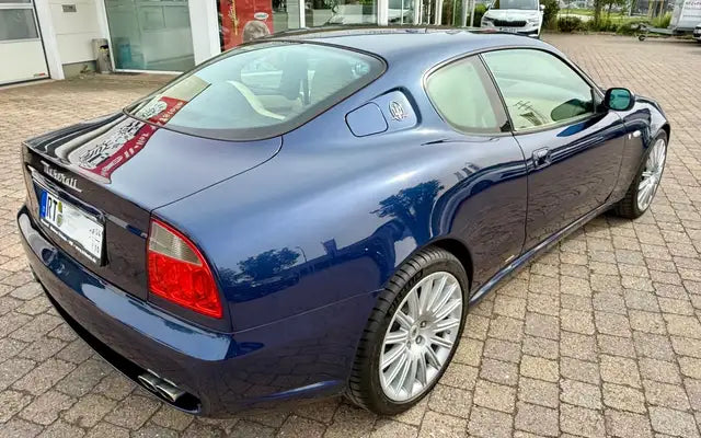 Maserati 4200 Coupé Cambiocorsa — 2e main, bleue