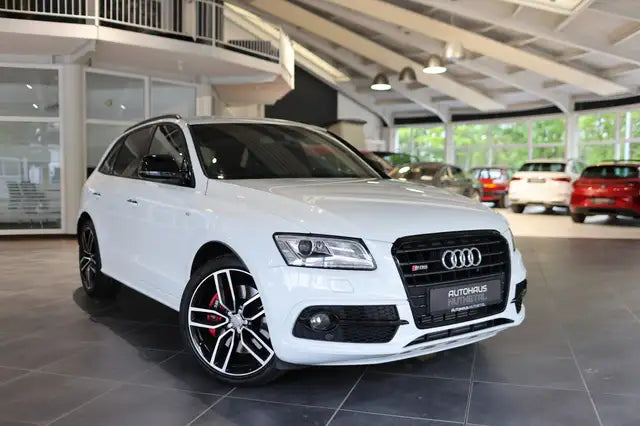 Audi SQ5 2016