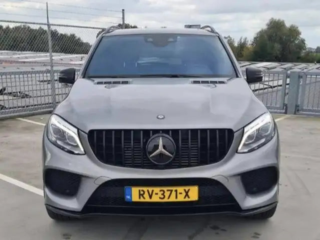 Mercedes-Benz GLE 350 d 4MATIC AMG — Airmatic récemment remplacée