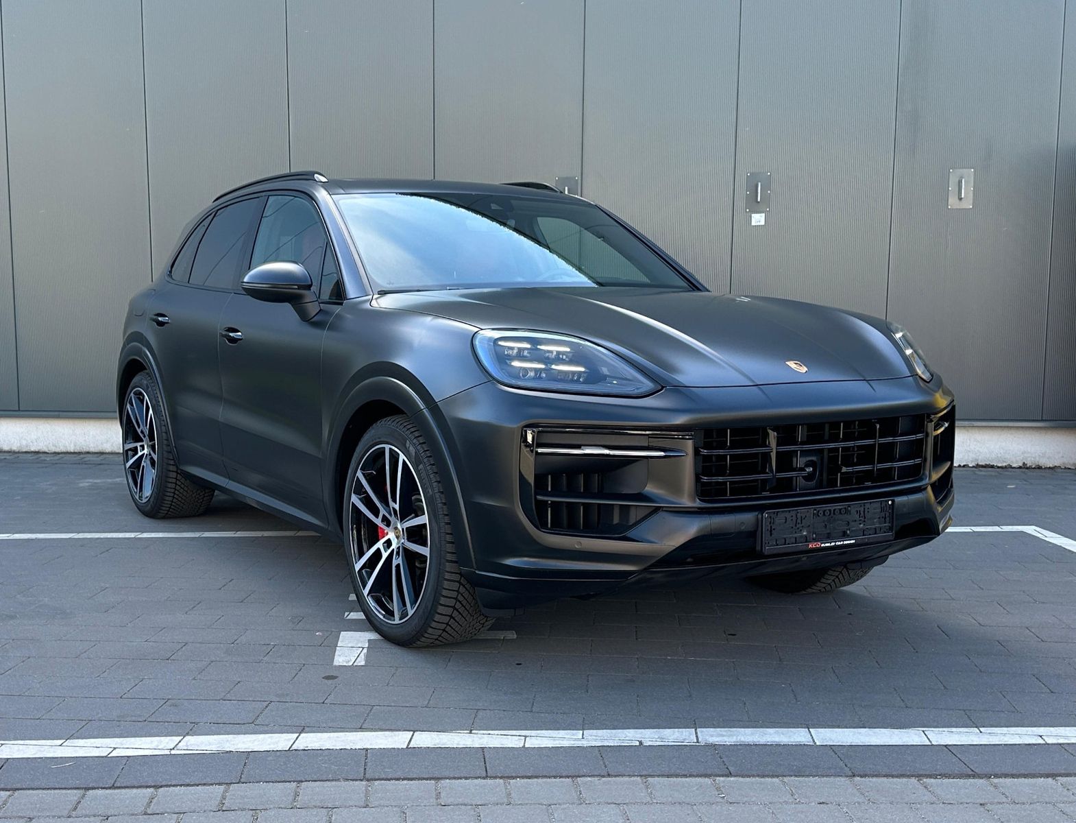 Porsche Cayenne S V8 SportDesign noire — avant