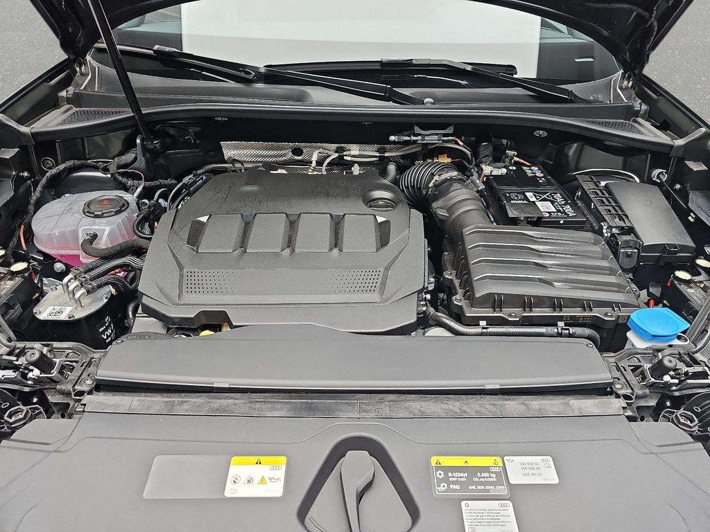Audi Q3 35 TDI S line — photo 16