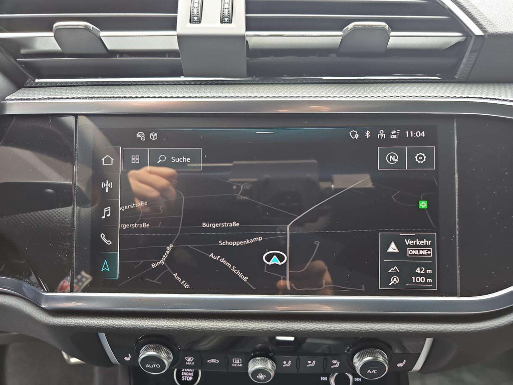 Audi Q3 35 TDI S line — photo 10