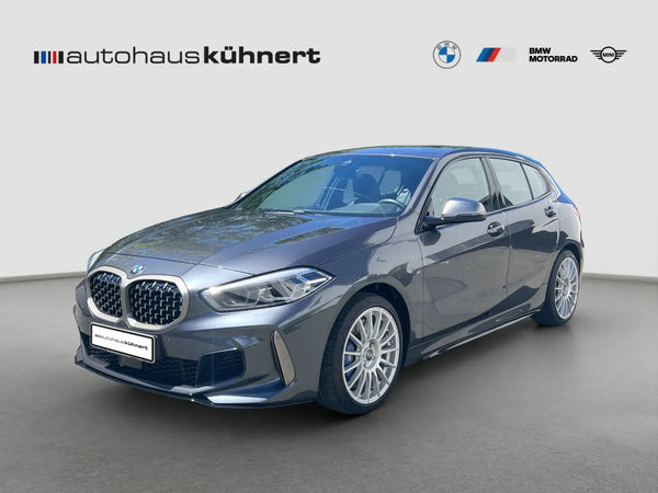 BMW M135i xDrive — susp. adaptative + toit pano (F40)