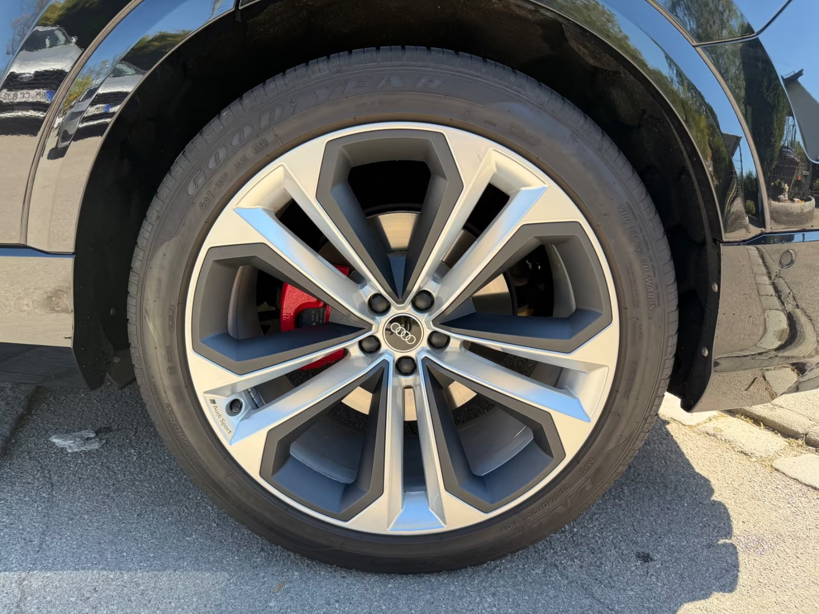 Audi SQ8 4.0 TDI 435 ch — photo 9